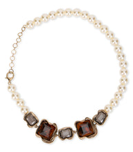 Load image into Gallery viewer, Bracelet with pearls
