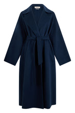 Load image into Gallery viewer, Long coat in virgin wool
