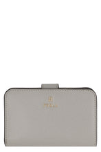 Load image into Gallery viewer, Furla Camelia leather wallet
