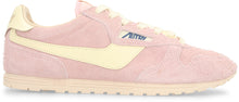 Load image into Gallery viewer, Windspin Low-top sneakers
