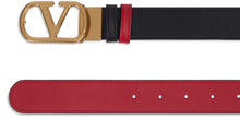 Load image into Gallery viewer, VLogo Signature Reversible Belt in glossy leather
