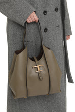 Load image into Gallery viewer, Piccola T Timeless Leather tote
