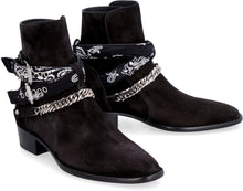 Load image into Gallery viewer, Bandana suede ankle boots
