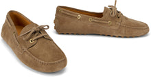 Load image into Gallery viewer, Loafer in Suede leather beige
