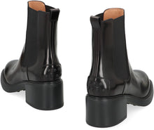 Load image into Gallery viewer, Leather ankle boots
