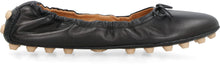 Load image into Gallery viewer, Bubble leather ballet flats
