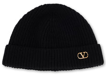 Load image into Gallery viewer, Knit hat with logo
