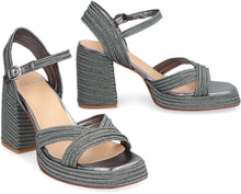 Load image into Gallery viewer, Valle heeled sandals
