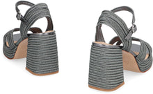 Load image into Gallery viewer, Valle heeled sandals
