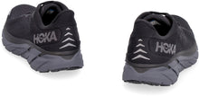 Load image into Gallery viewer, Clifton 8 low-top sneakers
