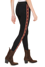 Load image into Gallery viewer, Contrasting side stripes leggings
