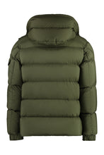 Load image into Gallery viewer, Vezere short down jacket
