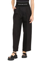 Load image into Gallery viewer, Carrot-fit cotton pants
