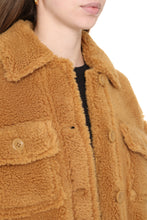 Load image into Gallery viewer, Sabi vegan fur jacket
