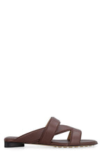 Load image into Gallery viewer, Flat Band leather sandals
