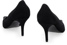 Load image into Gallery viewer, Pointy-toe pumps

