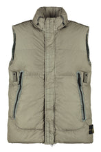 Load image into Gallery viewer, Full zip field vest
