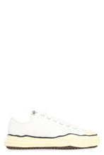 Load image into Gallery viewer, Peterson canvas low-top sneakers
