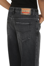 Load image into Gallery viewer, 1999 D-Reggy 5-pocket straight-leg jeans
