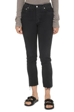 Load image into Gallery viewer, Toni straight leg jeans
