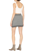 Load image into Gallery viewer, Ribbed knit crop top
