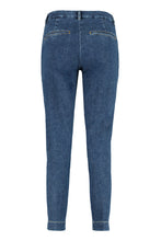 Load image into Gallery viewer, Regular-fit cropped jeans
