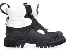 Load image into Gallery viewer, Leather lace-up boots
