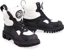 Load image into Gallery viewer, Leather lace-up boots
