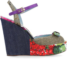 Load image into Gallery viewer, Fabric wedged sandals

