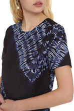 Load image into Gallery viewer, Printed silk blouse

