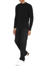 Load image into Gallery viewer, Wool crew-neck sweater
