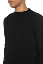Load image into Gallery viewer, Wool crew-neck sweater
