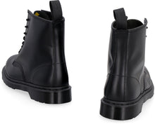 Load image into Gallery viewer, 1460 leather combat boots
