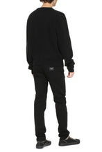 Load image into Gallery viewer, Cashmere crew-neck sweater
