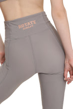 Load image into Gallery viewer, Kamelia technical fabric leggings - ROTATE Sunday
