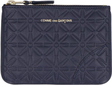 Load image into Gallery viewer, Logo detail leather pouch
