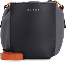 Load image into Gallery viewer, Gusset leather bucket bag
