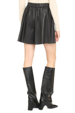 Load image into Gallery viewer, Leather shorts
