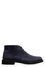 Load image into Gallery viewer, Suede desert boots
