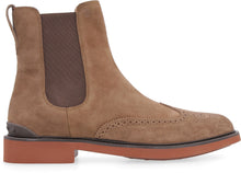 Load image into Gallery viewer, Suede ankle boots
